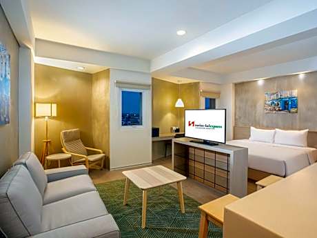 Express Studio Room