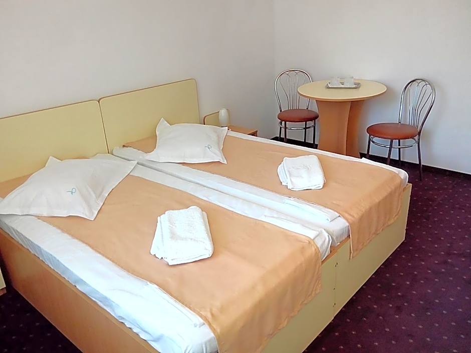Hotel Lebăda