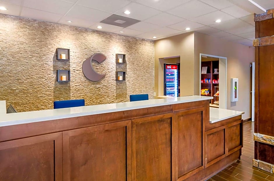 Comfort Inn & Suites Lynchburg Airport - University Area