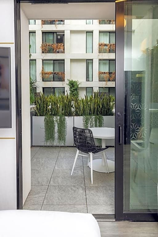 The Godfrey Hotel Hollywood