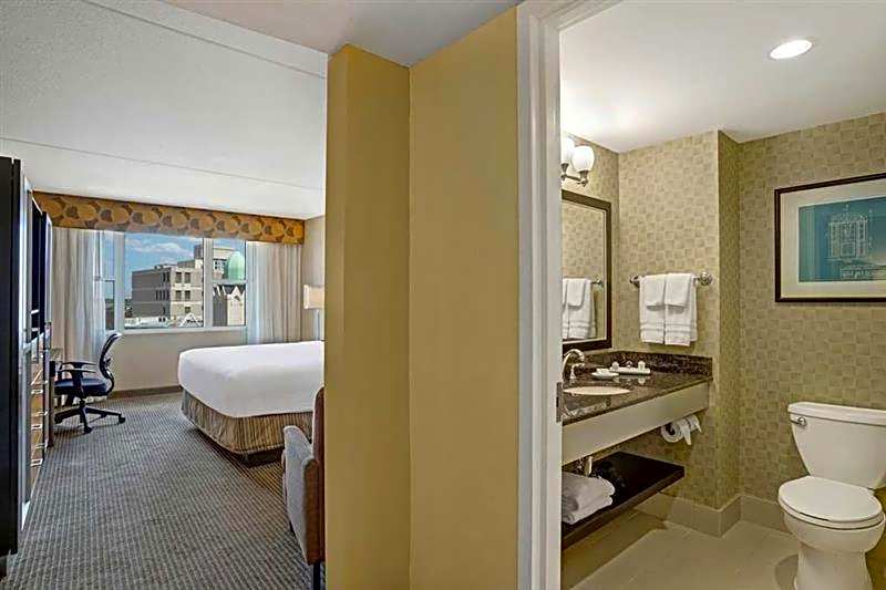 Heldrich Hotel And Spa