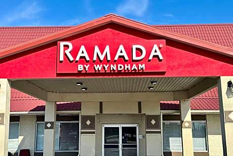 Ramada by Wyndham Lumberton