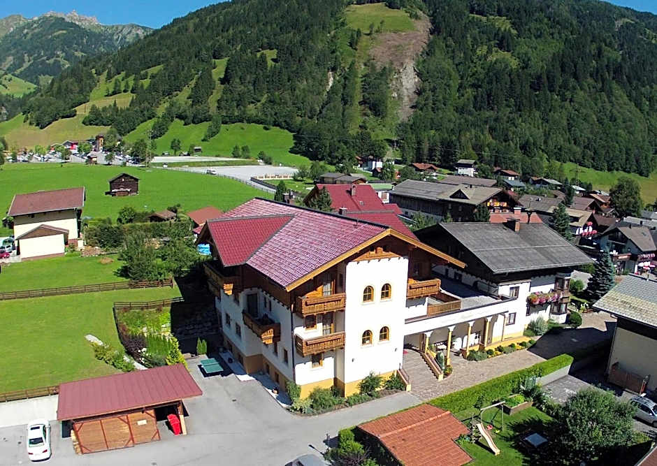 Landhaus & Appartementhaus Haussteiner