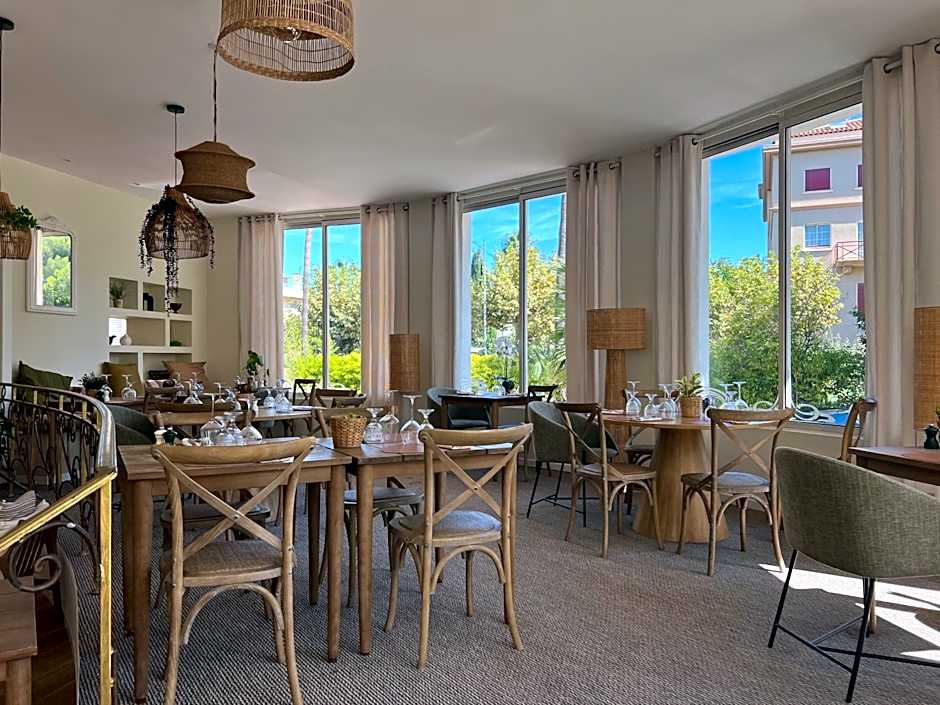 Adonis Sanary Grand Hôtel des Bains