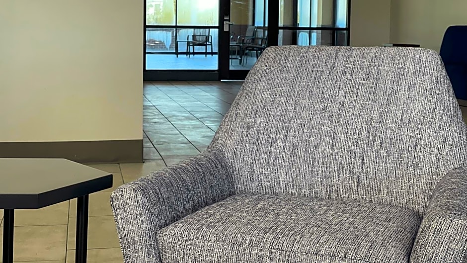 Holiday Inn Express Big Rapids By IHG