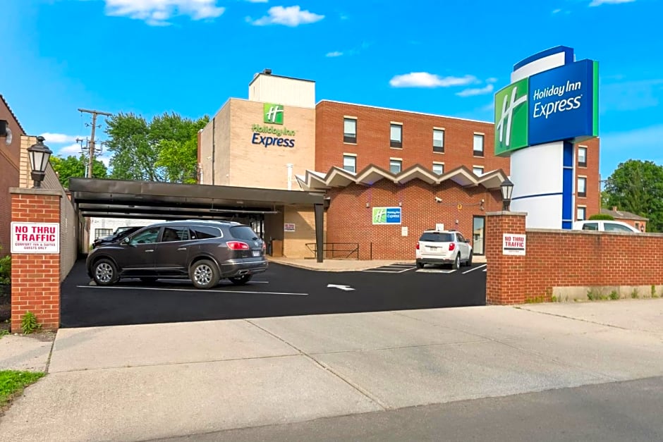 Holiday Inn Express Columbus Downtown By IHG