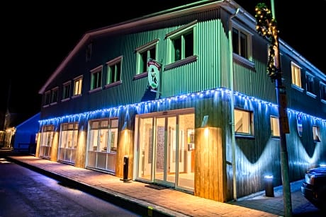 Puffin Hotel Vík