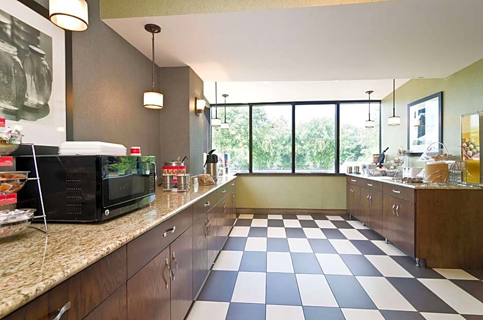 Hampton Inn By Hilton New Philadelphia