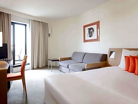 Superior Queen Room with Double Sofa Bed