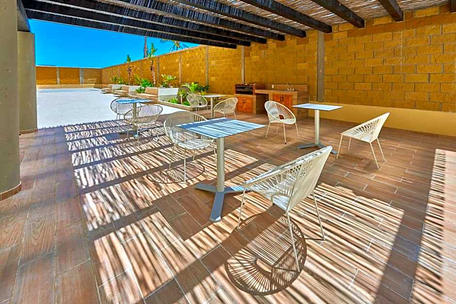 City Express Plus by Marriott Cabo San Lucas