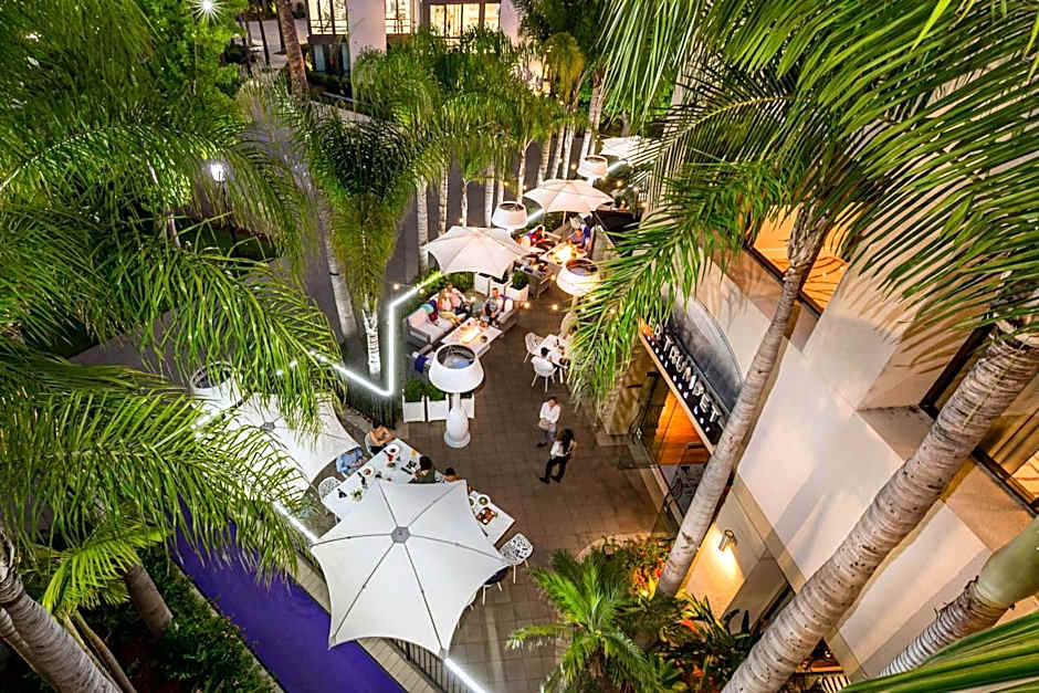 Avenue of the Arts Costa Mesa, a Tribute Portfolio Hotel