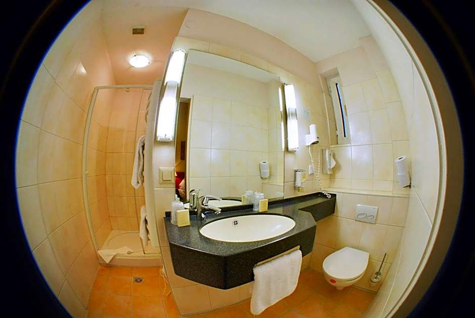 Hotel Lumen am Hauptbahnhof