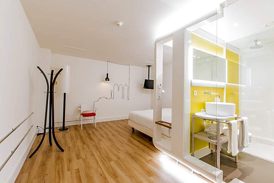 Qbic Hotel WTC Amsterdam