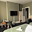Brit Hotel Du Dauphin L'Aigle
