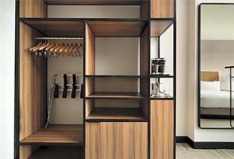 Queen Room with Two Queen Beds and Bath Tub - Mobility and Hearing Access/Non-Smoking