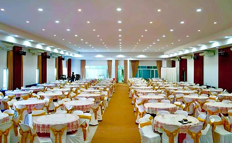 Highway Hotel Khon Kaen