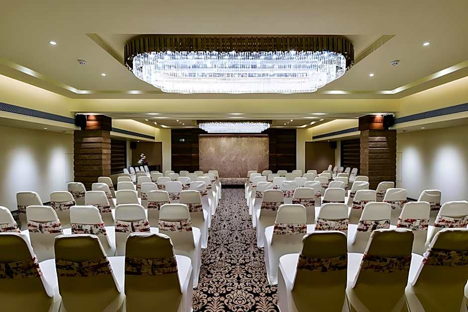 The International by Tunga