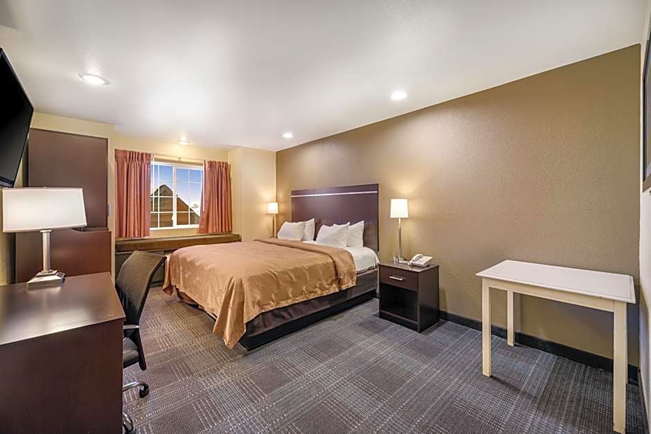 Quality Inn & Suites near NAS Fallon