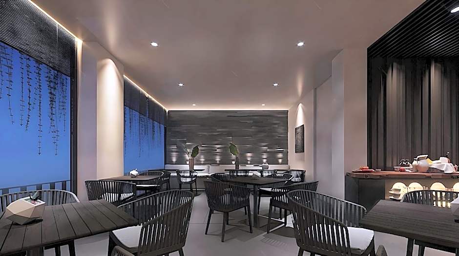 LEGEND Boutique Hotel