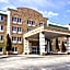 Comfort Inn & Suites Grafton-Cedarburg