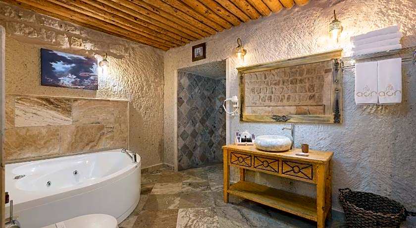 Acer Cave Hotel