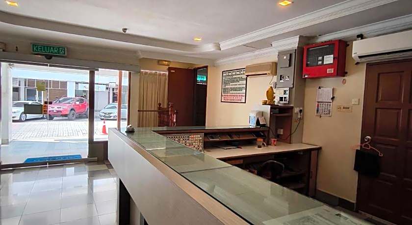 OYO 90895 Hotel Ikia