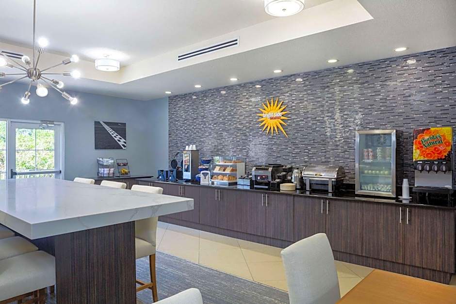 La Quinta Inn & Suites by Wyndham Sebring