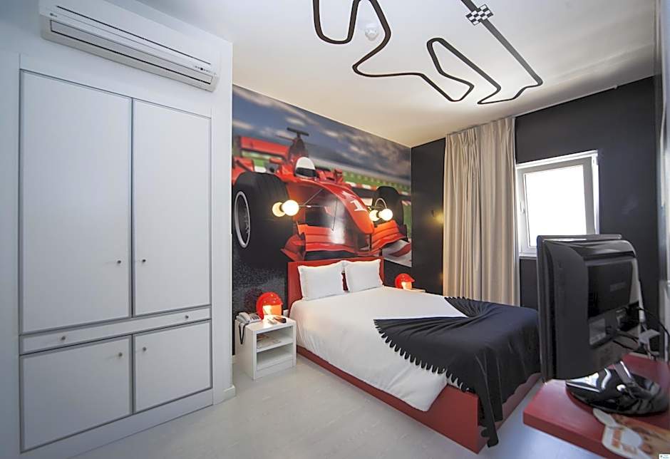 Foto 1 di 7 di Themed Double Room - Speed