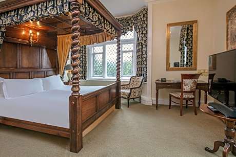 Four Poster Room - Old Hall