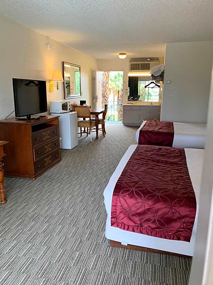 Desert Hot Springs Spa Hotel