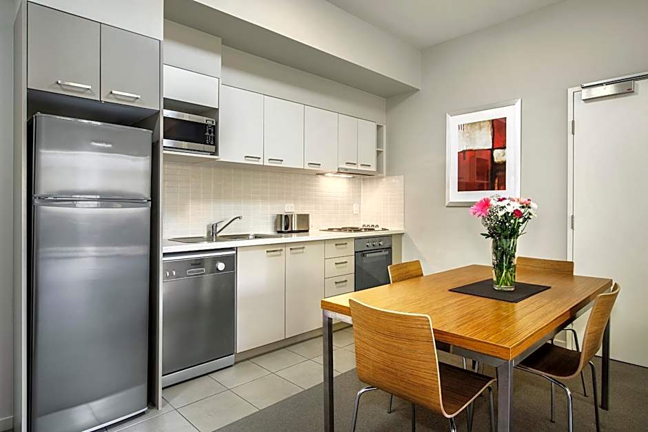 Gladstone Downtown Central Apartment Hotel Official