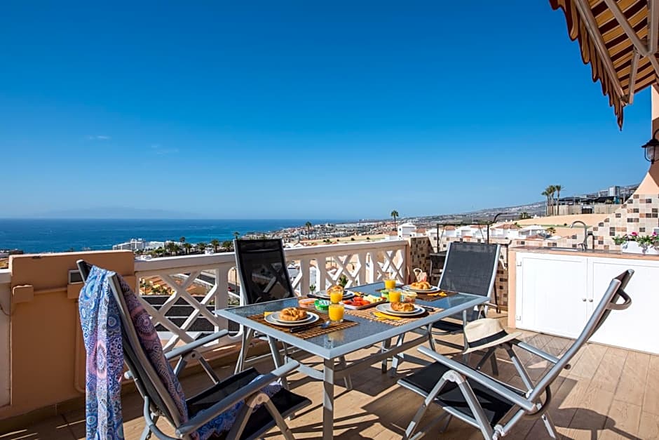 109 Penthouse , incredible view, Marco