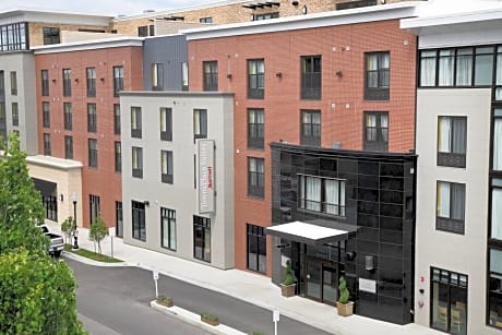 TownePlace Suites by Marriott Lawrence Downtown