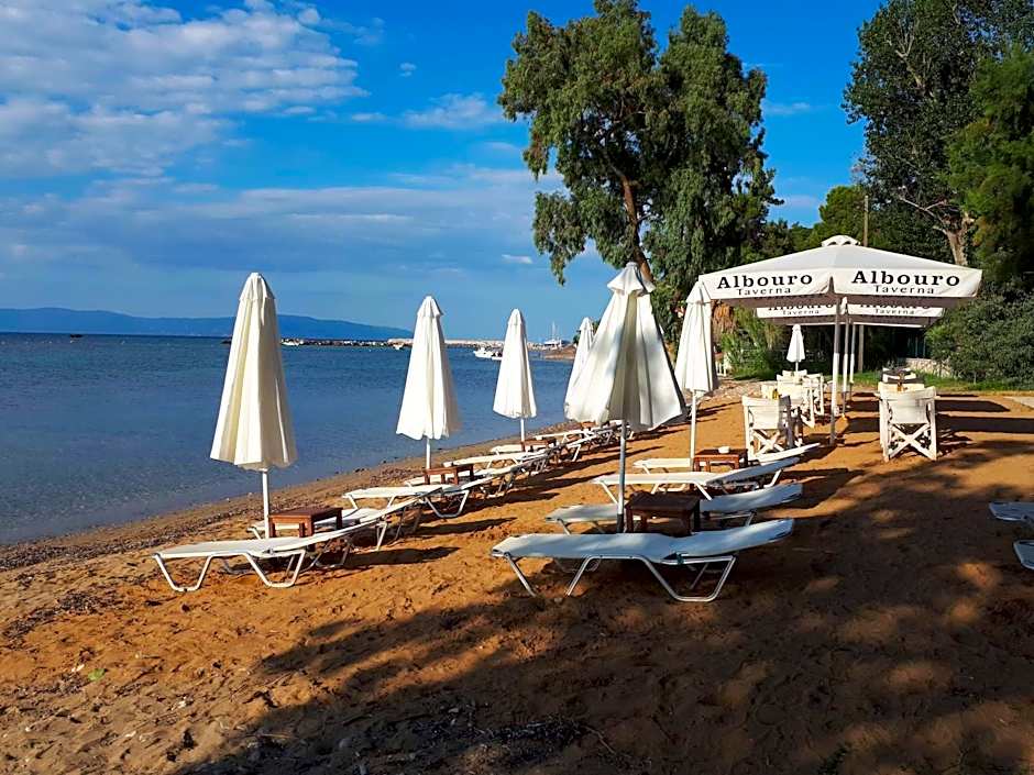 Albouro seafront apartments