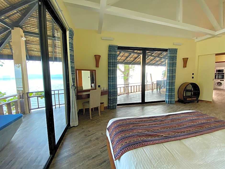 Photo 1 of 18 of 2 Bedroom, Beachfront