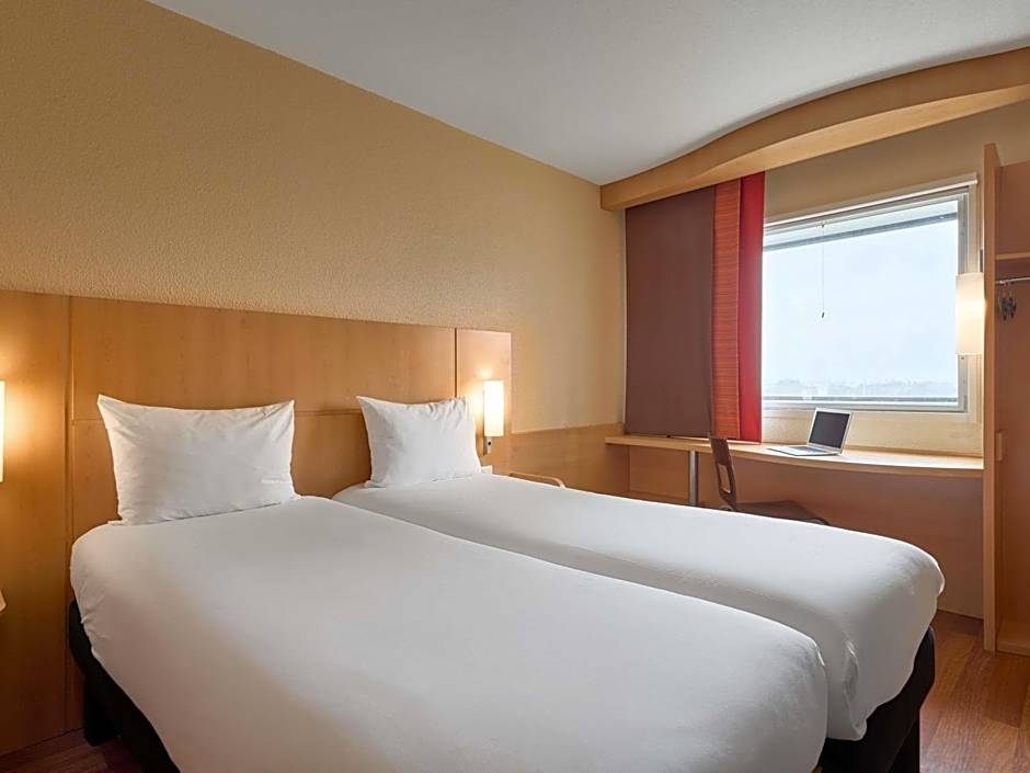 ibis Paris la Défense Centre