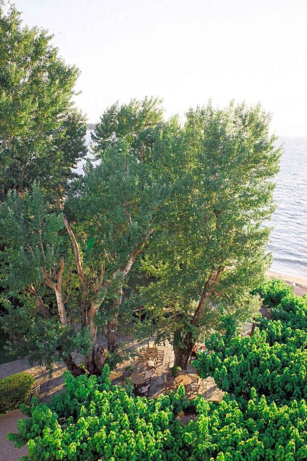 Tzaki hotel & restaurant Patras