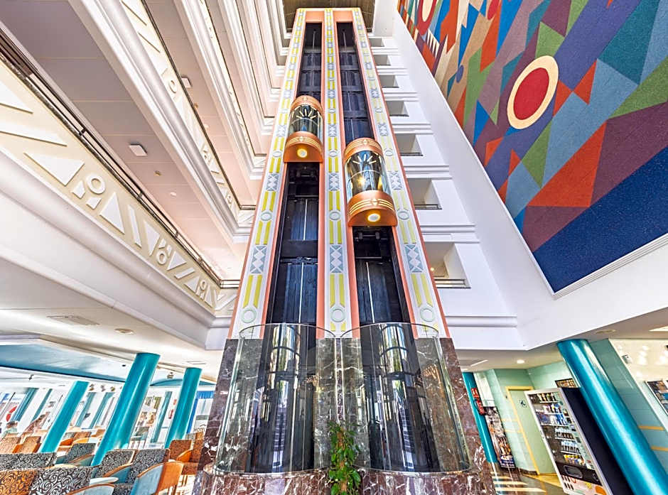 Hotel Tropic