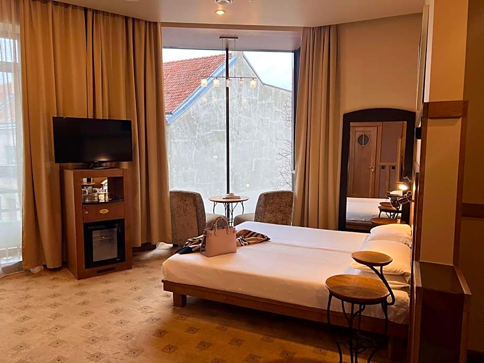 Best Western Santakos Hotel