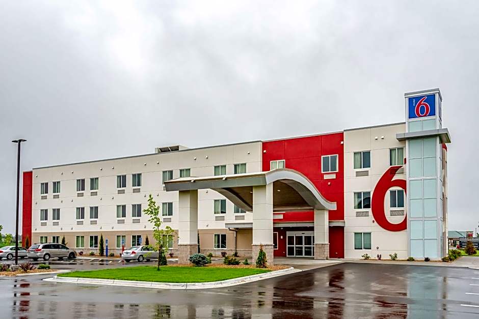 Motel 6-Mankato, MN