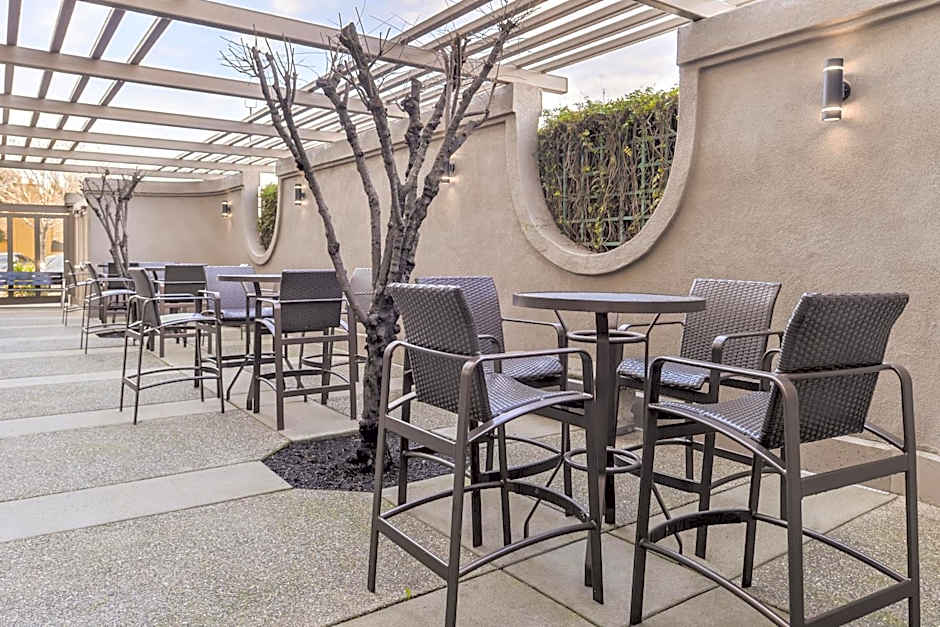 Holiday Inn Express Hotel & Suites Elk Grove Ctrl - Sacramento S By IHG