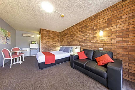 Superior Queen Room (2 Adults) - Non-Smoking