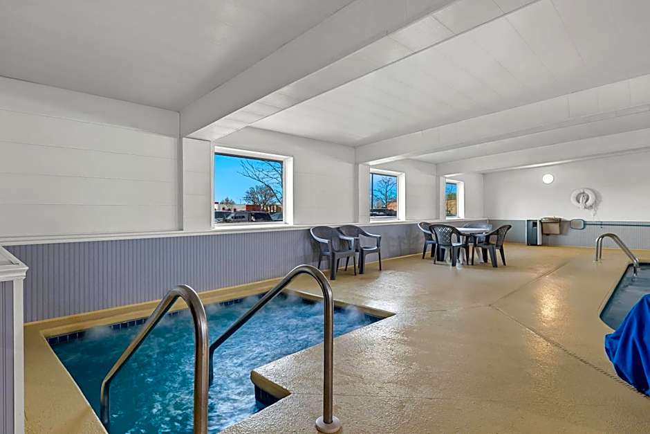 Days Inn by Wyndham Fond du Lac