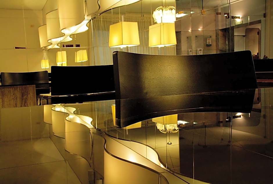 Hotel Crillon Mendoza