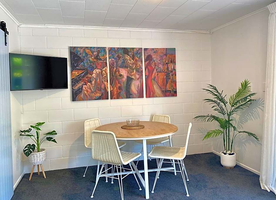 Oceans 88 Whitianga Coastal Suites