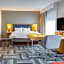Hampton Inn By Hilton & Suites Boston-Waltham