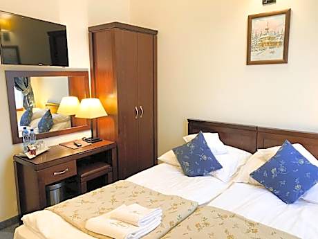 Small Double Room