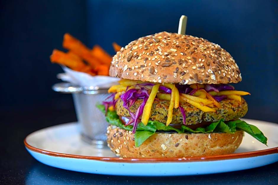 Courtyard by Marriott Santiago Las Condes