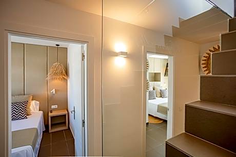 Luxury Suite with Pool View