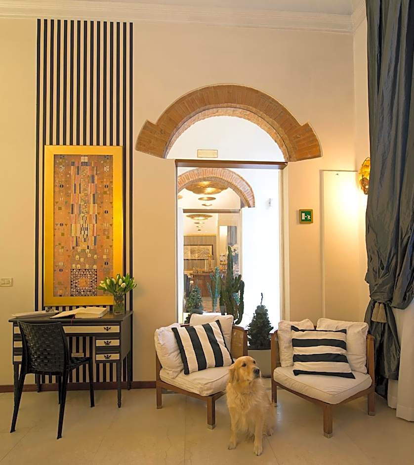 De La Pace- Sure Hotel Collection by Best Western